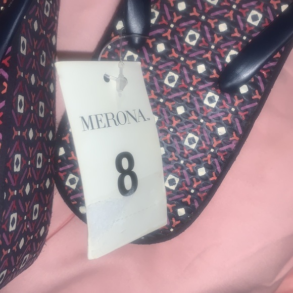 Merona Navy/Amaya flip flops size 8 - Picture 6 of 6